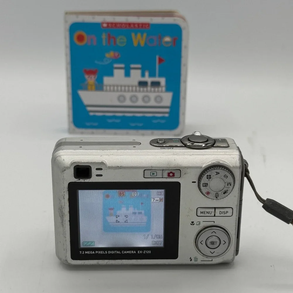 Casio Exilim EX-Z120 7.2MP Digital Camera Silver 3x Zoom SD Card Tested Working